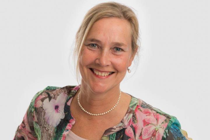 Pasfoto Agaath Bruin