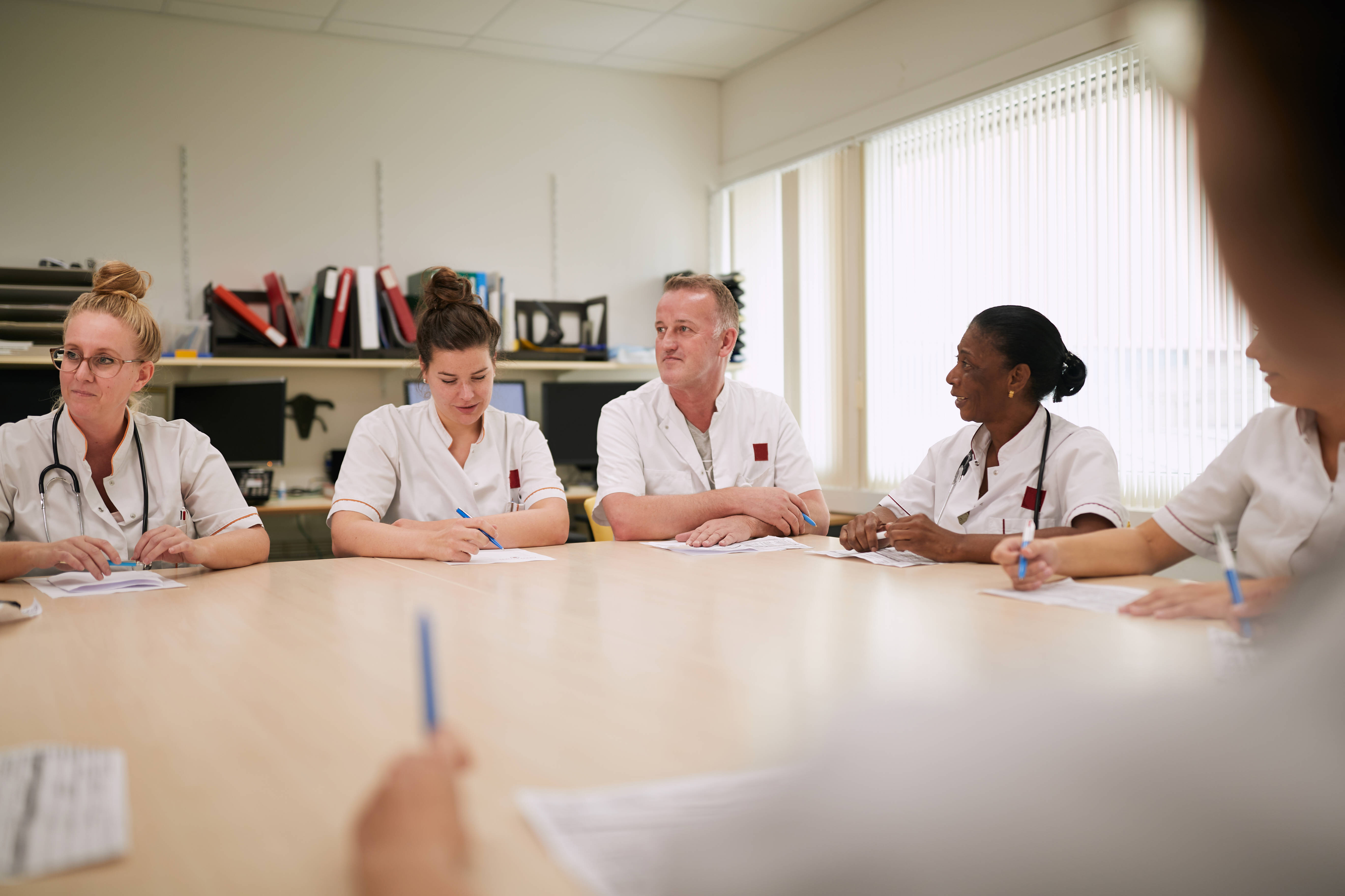 Verpleegkundigen_ziekenhuis_collega's