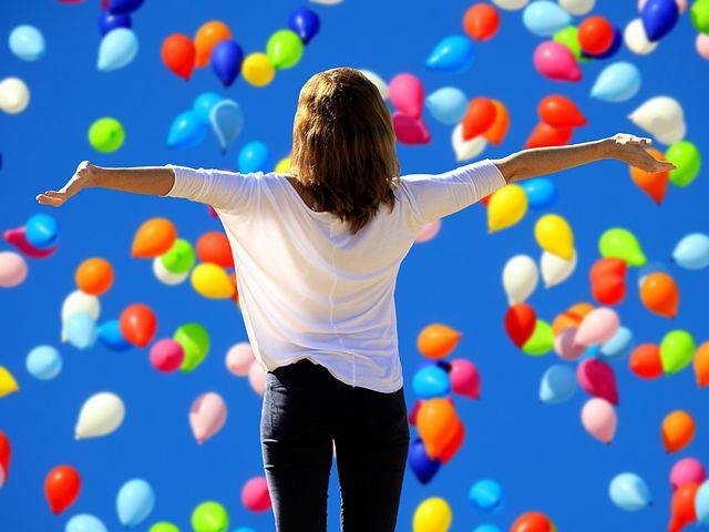 Say Yes To The Live 2121044 480