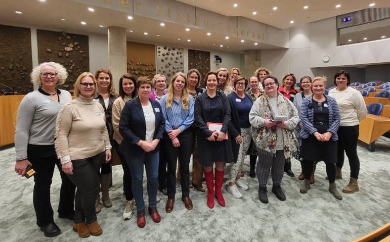 Bezoek Amb 2E Kamer 1